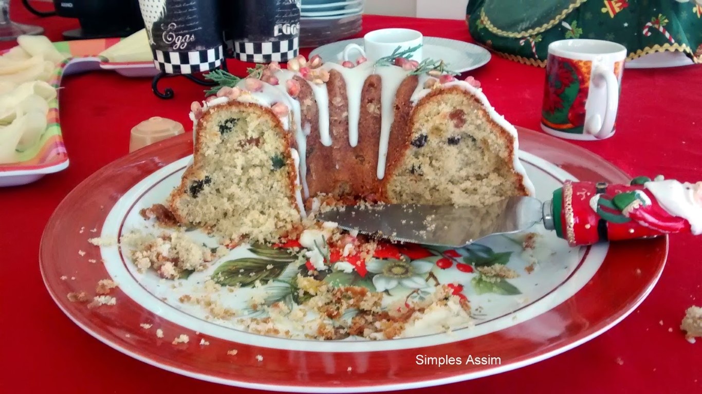 Esse Bolo de frutas é ideal para o Natal