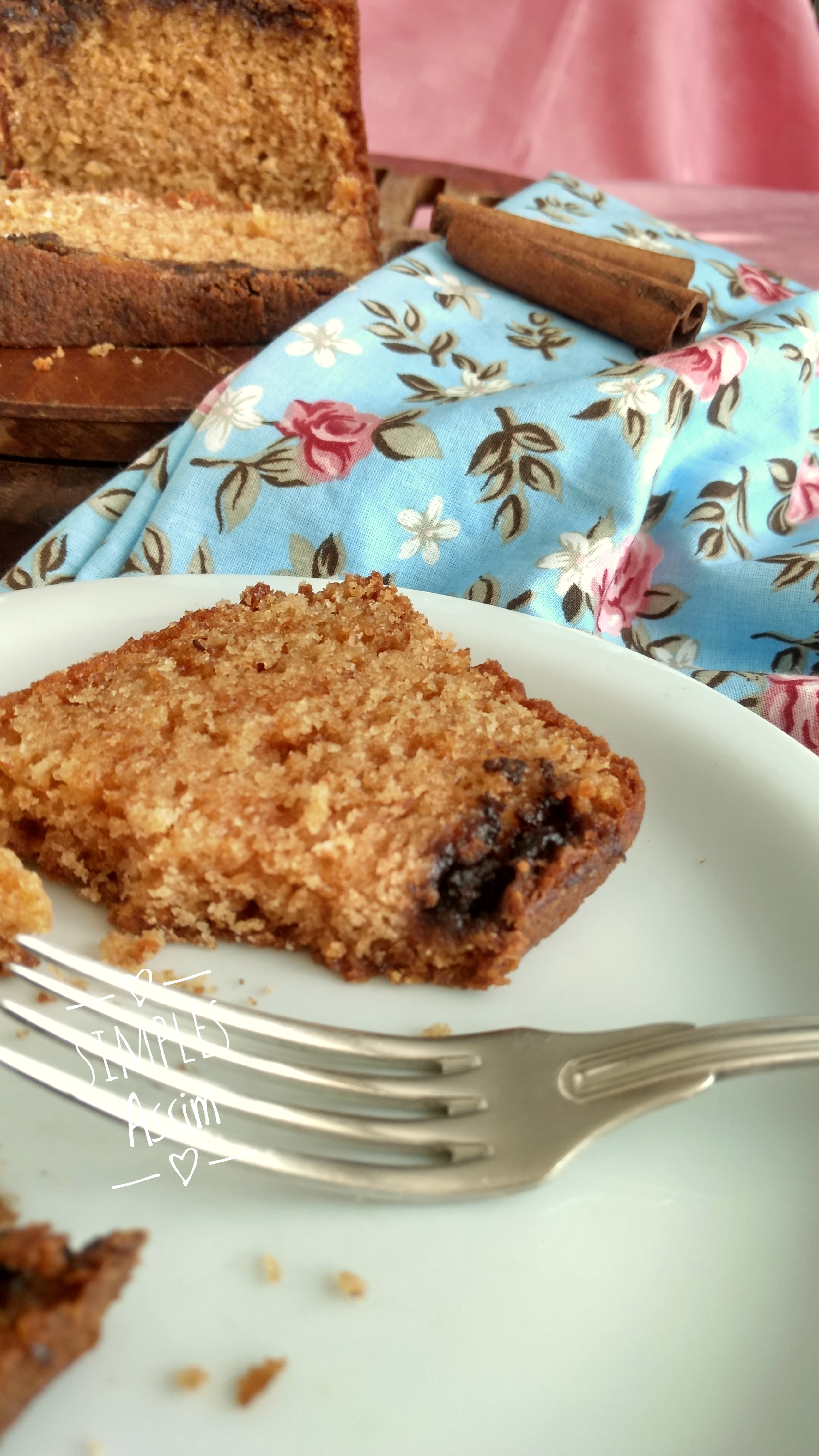 bolo de iogurte com mel, canela e especiarias jpg