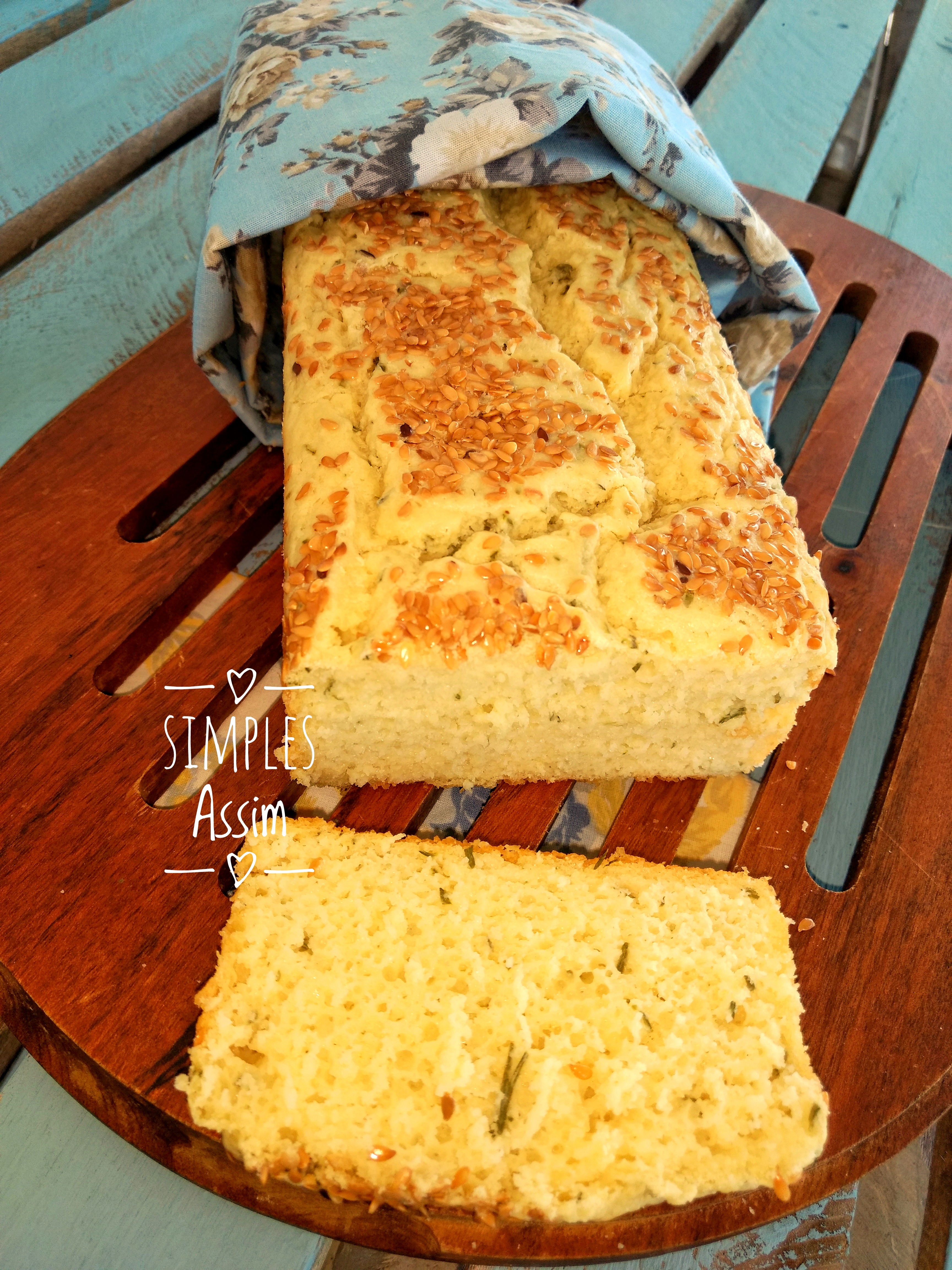 Esse pão sem gluten fica fofinho e muito saboroso.