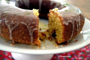 Esse bolo de laranja é delicioso e fica bem fofinho