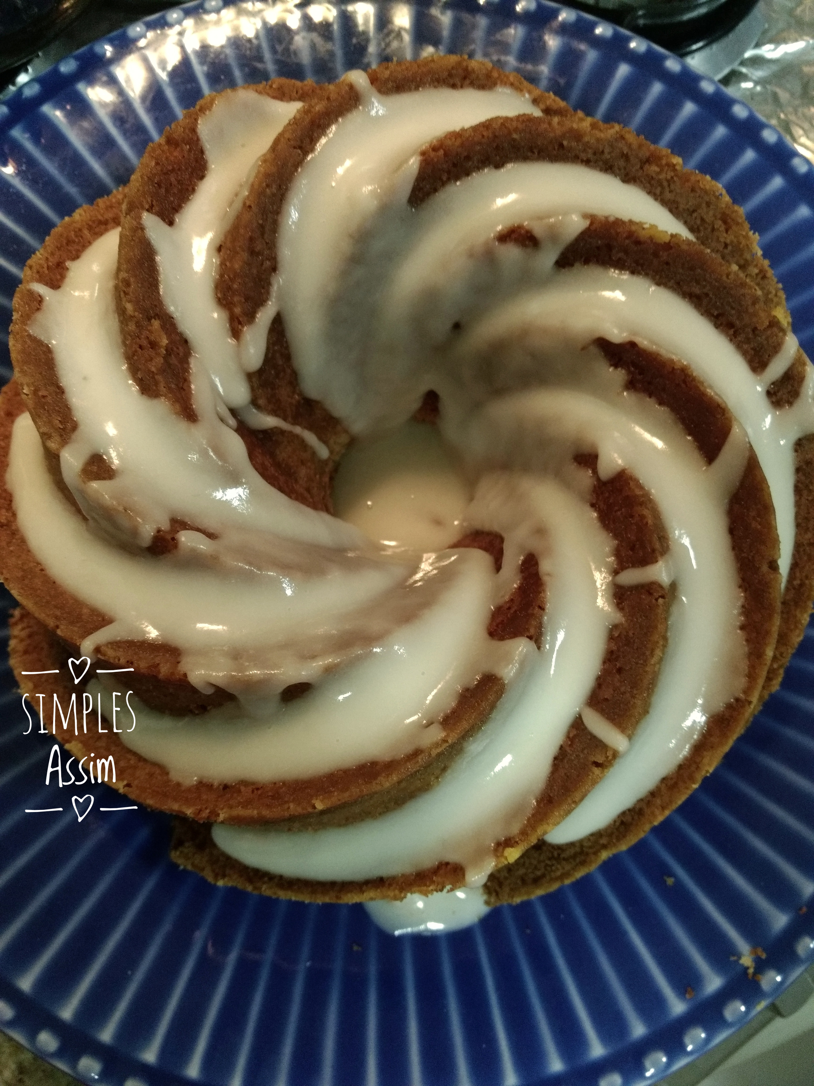 Esse Pound Cake de limão é um bolo fofo,macio e muito gostoso.