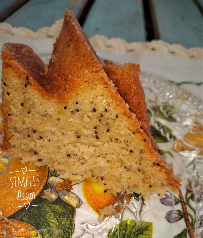 Esse Bolo de limão com mascavo e iogurte é muito gostoso.