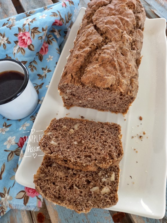 O pão de trigo sarraceno é saudável e gostoso.