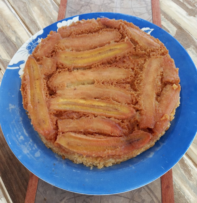 Esse Bolo caramelizado de banana é muito fofo e muito saboroso.